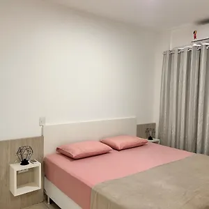 Apto Confortavel Com 3 Quartos Tijucas